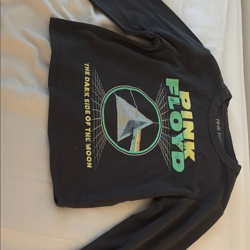 Source Unknown Black Long Sleeve Graphic Crop Top